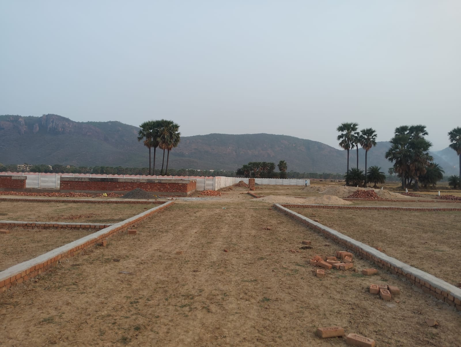 Main Road 30ft – Rajgir Green Valley
